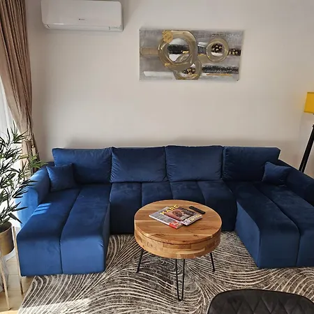 Sea Garden Luxury * וארנה