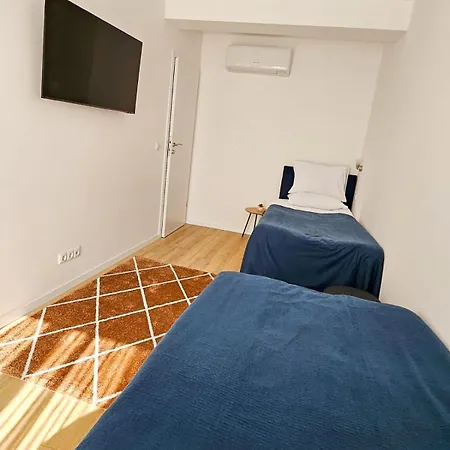 Sea Garden Luxury דירה וארנה