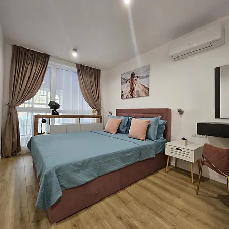 Sea Garden Luxury וארנה