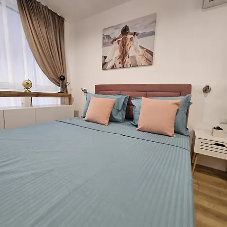 Sea Garden Luxury דירה *