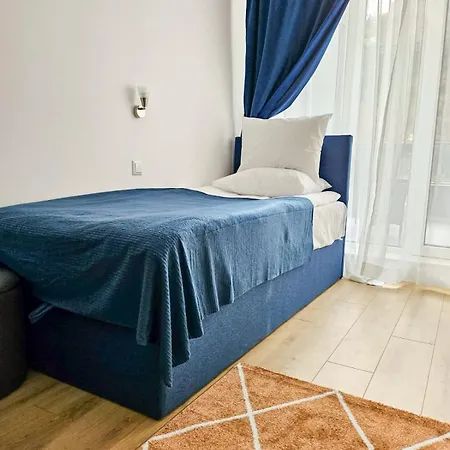 Sea Garden Luxury * וארנה