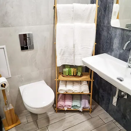 Sea Garden Luxury דירה *