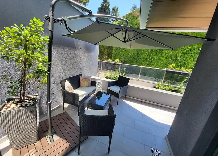 Апартаменти Sea Garden Luxury Варна